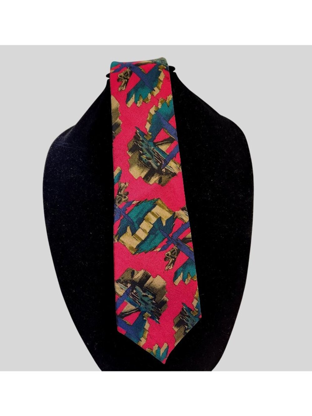 J. Garcia Mens Maroon 100% Silk Tie With Abstract Design Made In USA 57 Inches